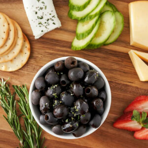 Great Value Medium Pitted Black Olives, 6 oz